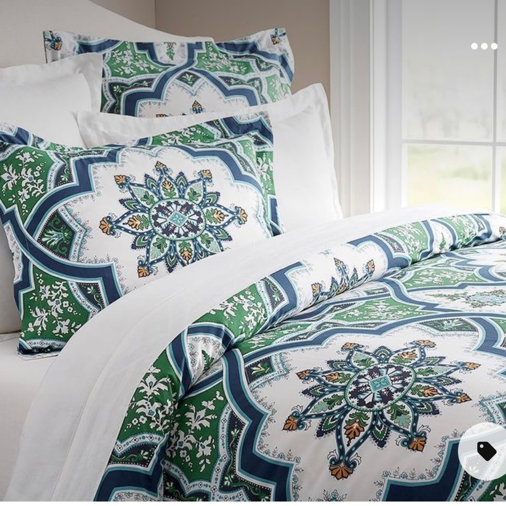Pottery Barn Green and Blue Duvet Cover Set